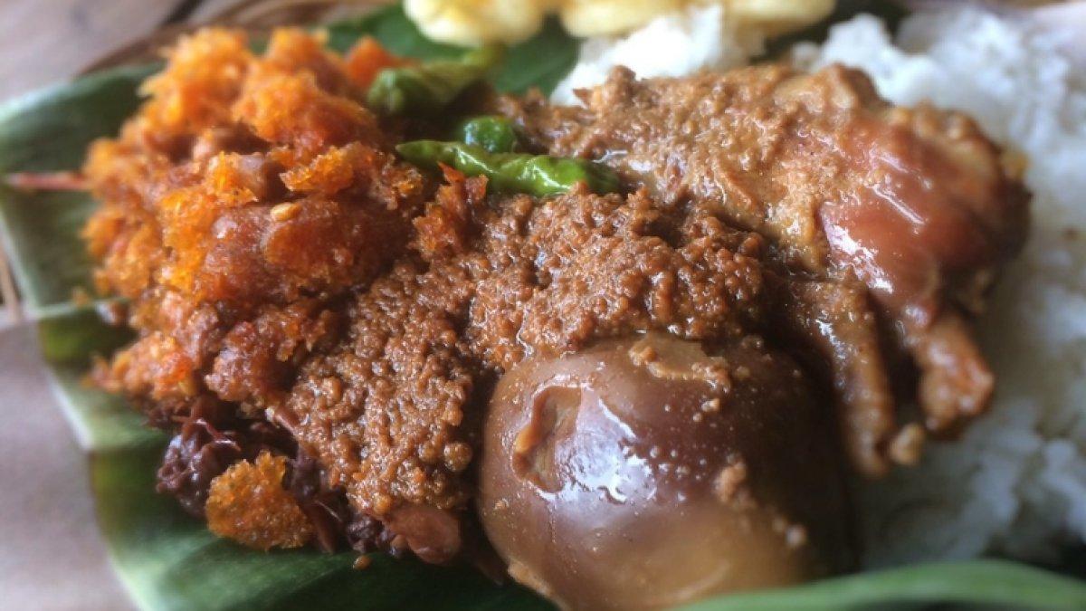 Nasi Gudeg dan Bubur Mas Hari