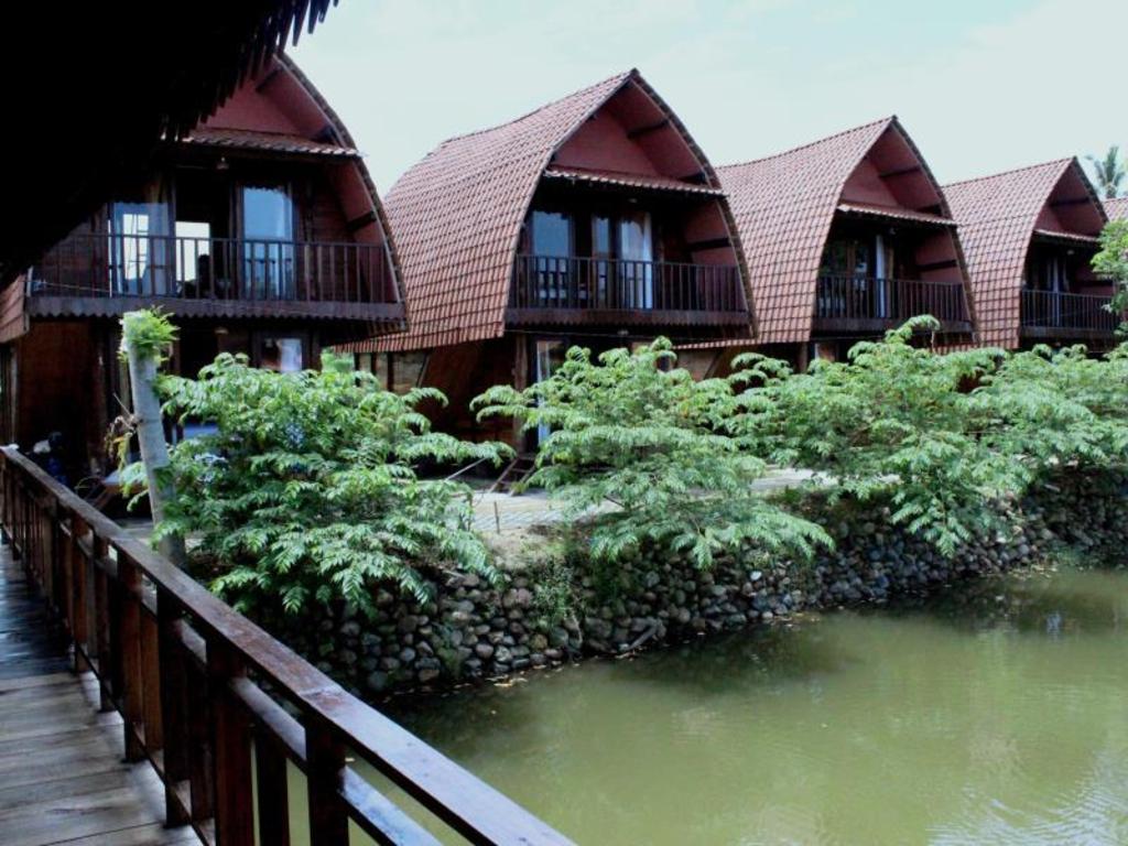 Hotel di Pacitan